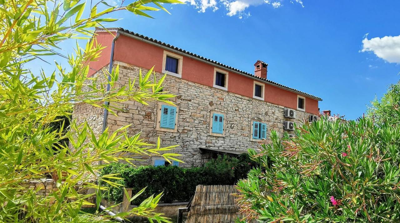 Eti And Mia Holiday Apartments Muntić Exteriér fotografie