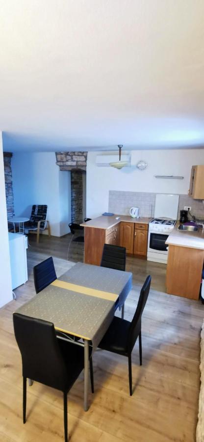 Eti And Mia Holiday Apartments Muntić Exteriér fotografie