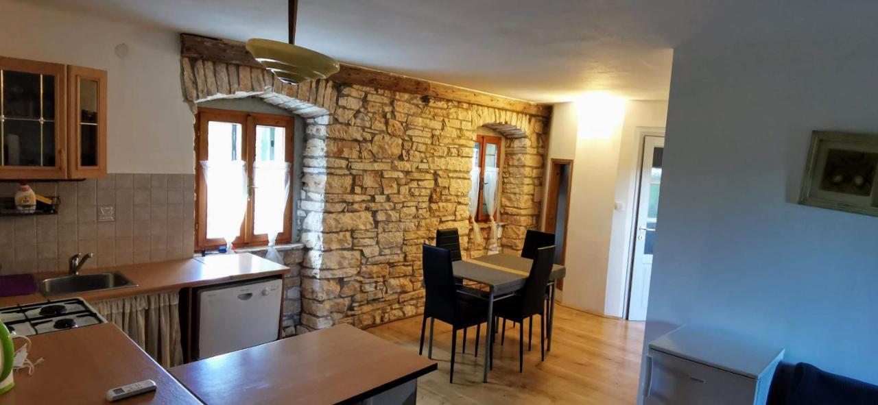 Eti And Mia Holiday Apartments Muntić Exteriér fotografie